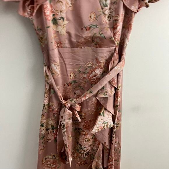 Dress Forum Los Angeles Pink Floral Faux Wrap Dress Size Small NEW - Picture 7 of 10